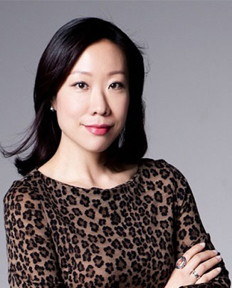 International staff managing director